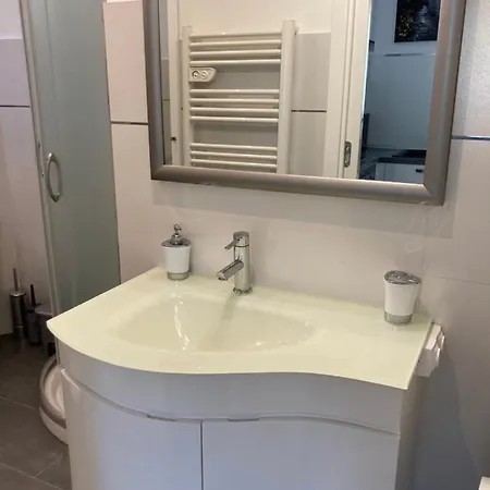 La Cigale Avec Grande Terrasse *