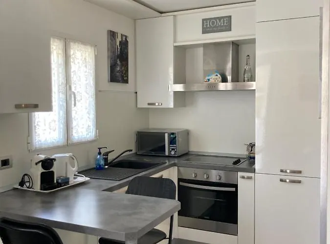 Διαμέρισμα La Cigale Avec Grande Terrasse Μεντόν